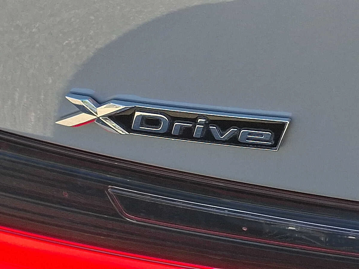 2023 BMW 3 Series 330i - Photo 27