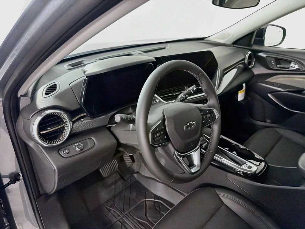 2026 Chevrolet Trax Activ - Photo 9