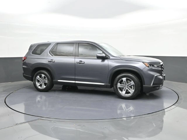 2025 Honda Pilot EX-L - Photo 17
