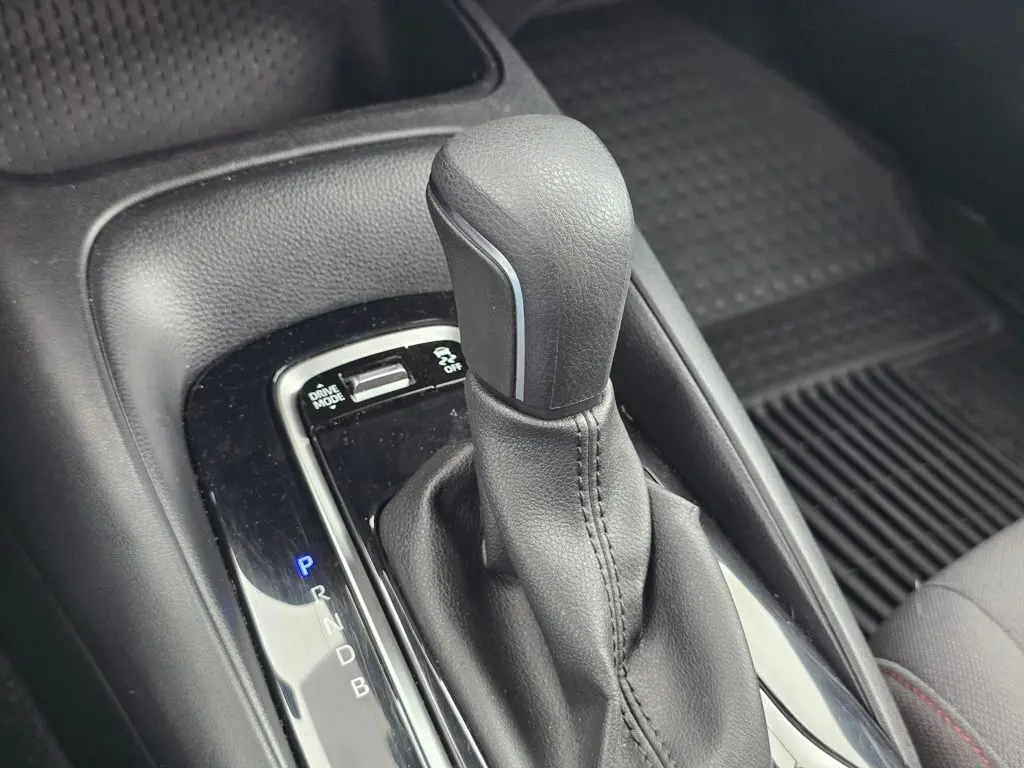 2024 Toyota Corolla SE photo 19