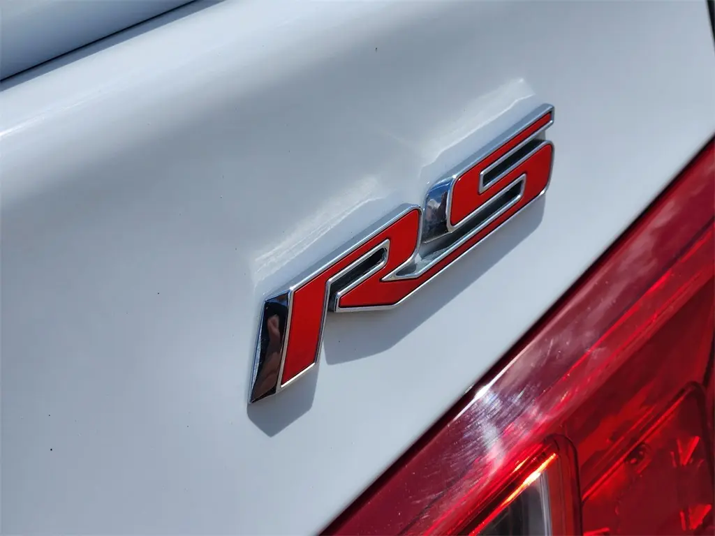 2021 Chevrolet Malibu RS photo 8