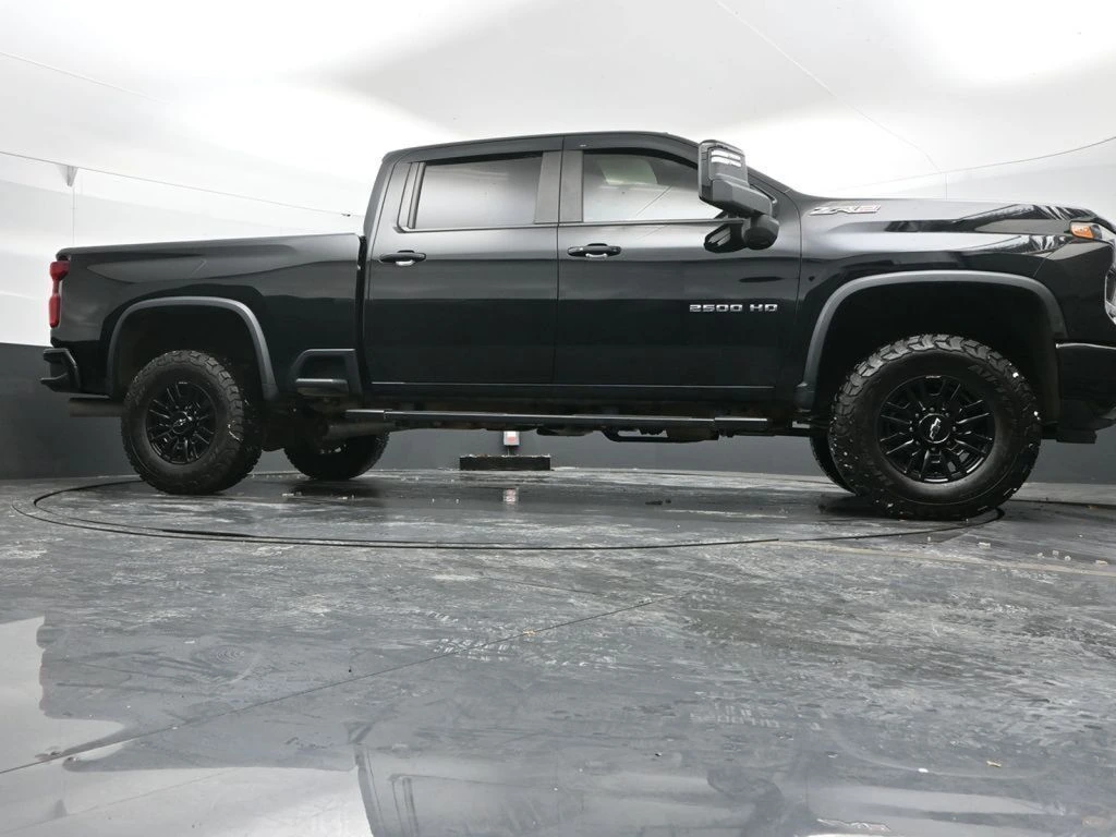 2024 Chevrolet Silverado 2500HD ZR2 - Photo 47
