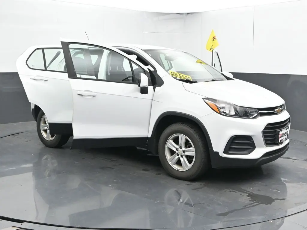 2018 Chevrolet Trax LS photo 37