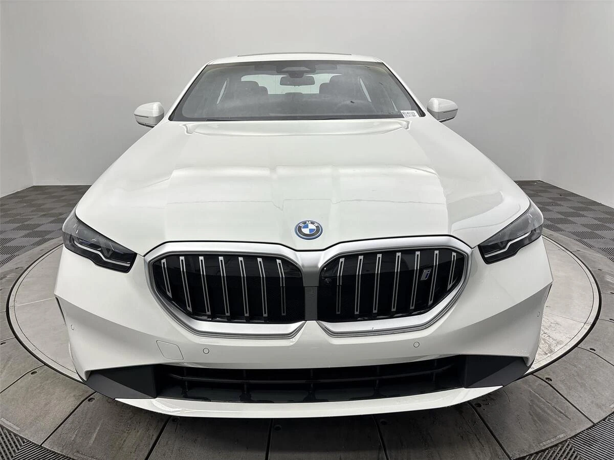 2026 BMW i5 40 - Photo 14
