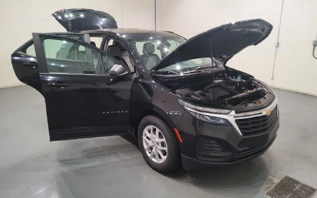 2023 Chevrolet Equinox LS - Photo 12
