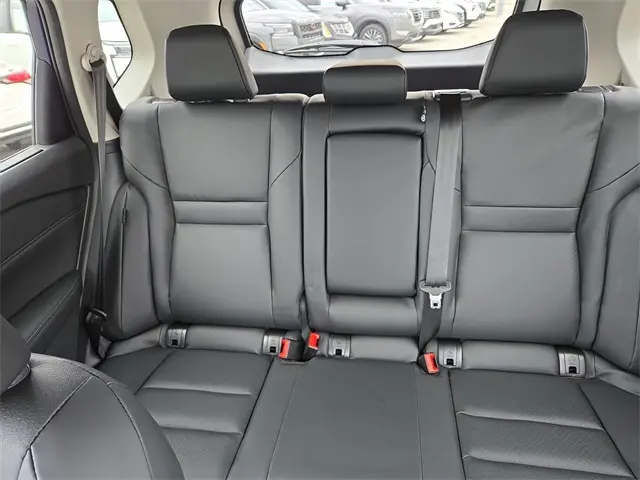2026 Nissan Rogue SV photo 32