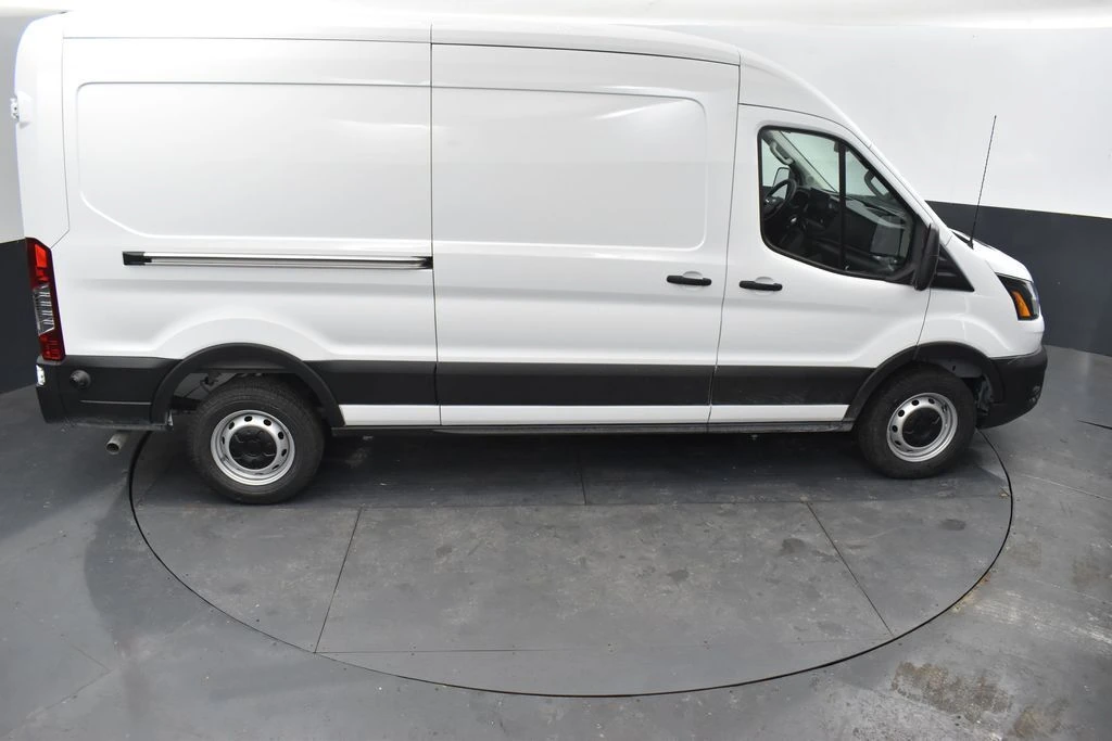 2026 Ford Transit Van Base - Photo 11