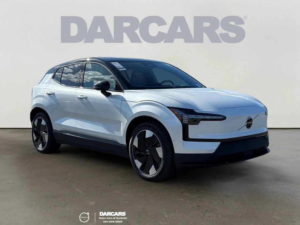 2025 Volvo - image 1