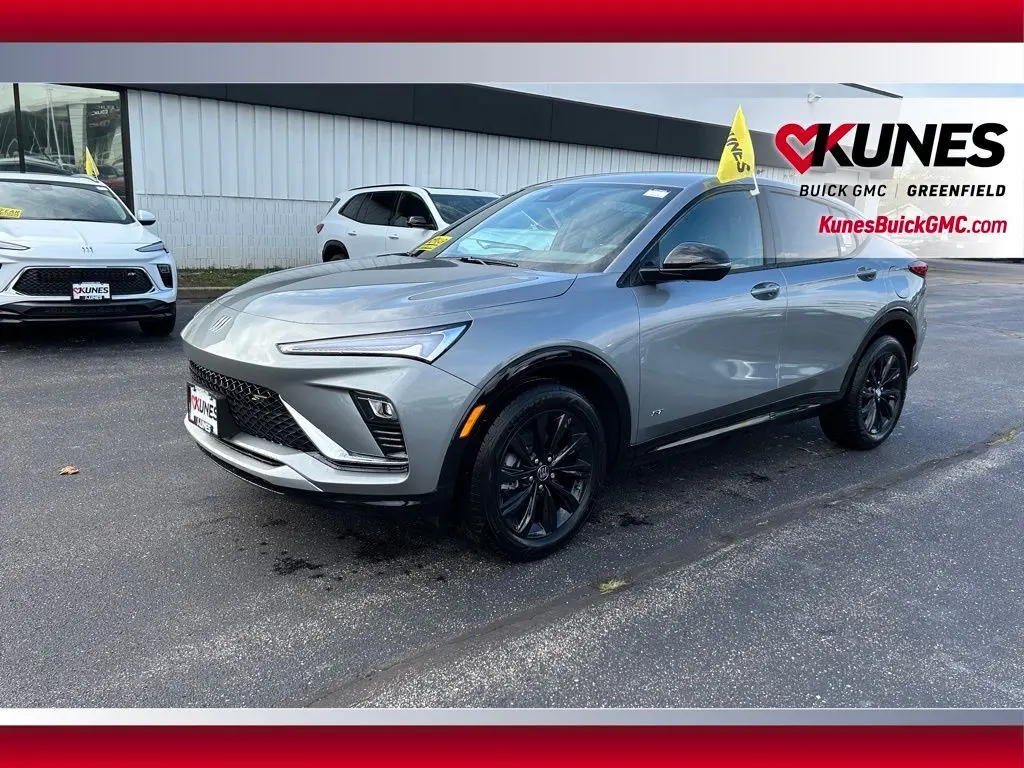 2026 Buick Envista ST photo 2