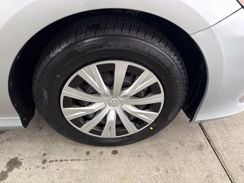 Used 2022 Toyota Camry LE with VIN 4T1C31AK4NU595845 for sale in Tumwater, WA