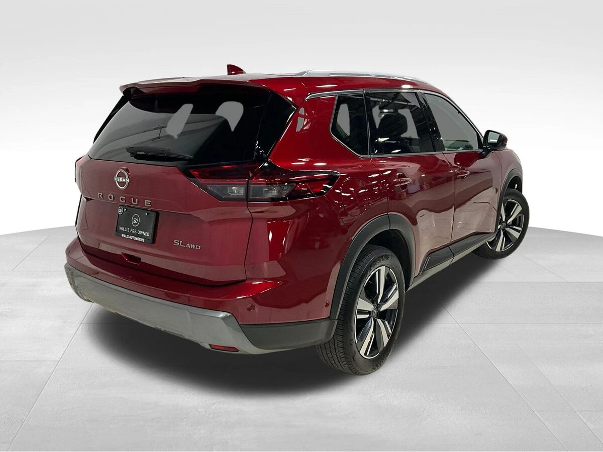 2025 Nissan Rogue SL - Photo 14