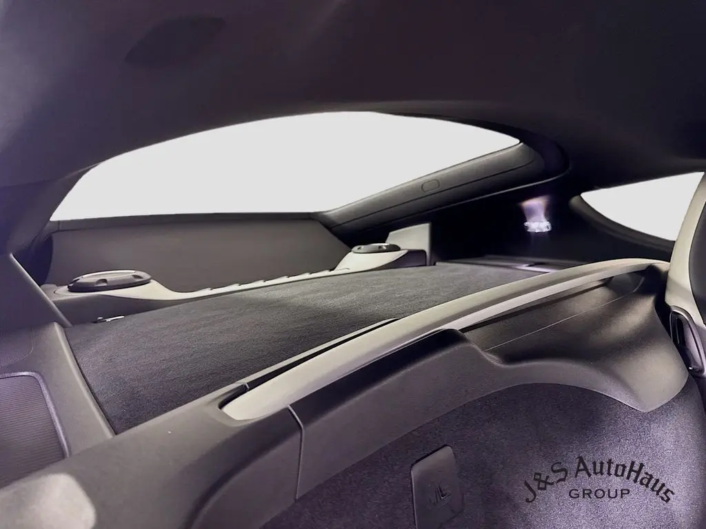 2025 Porsche Cayman S photo 30