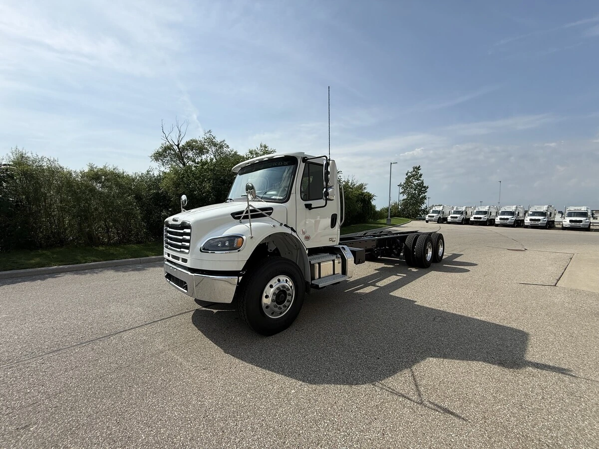 2027 Freightliner M2 106