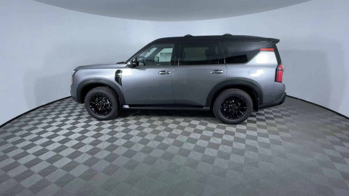 2026 Nissan Armada PRO-4X - Photo 6