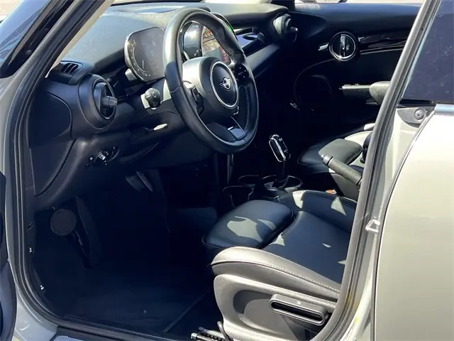 2022 Mini Cooper Hardtop S photo 10