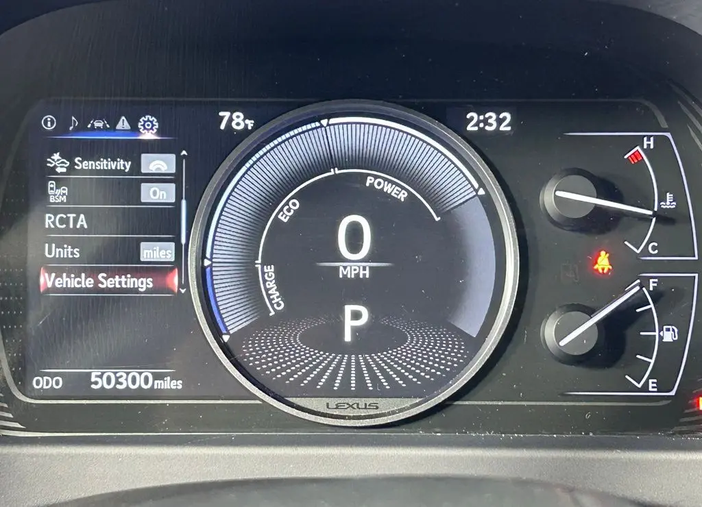 2021 Lexus UX 250h photo 26