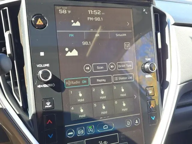 2025 Subaru Crosstrek Premium photo 4