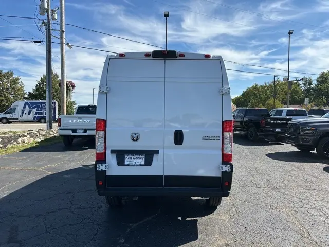 2025 Ram ProMaster 2500 photo 2