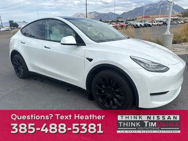 2022 Tesla Model Y Long Range photo 7