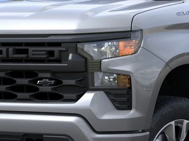 2026 Chevrolet Silverado 1500 Custom photo 9