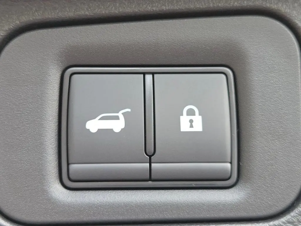 2026 Nissan Armada Platinum photo 5