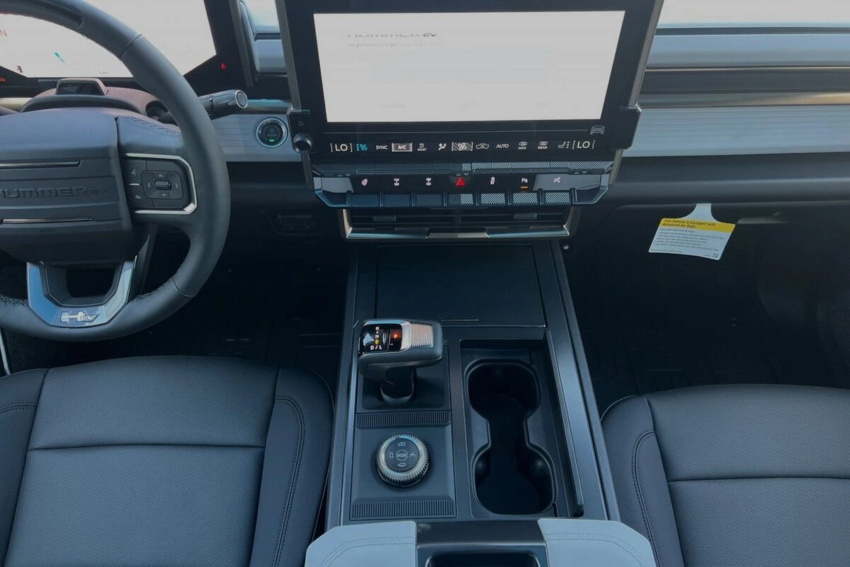 2025 GMC HUMMER EV 3X - Photo 10