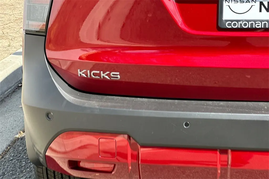 2026 Nissan Kicks SV photo 22