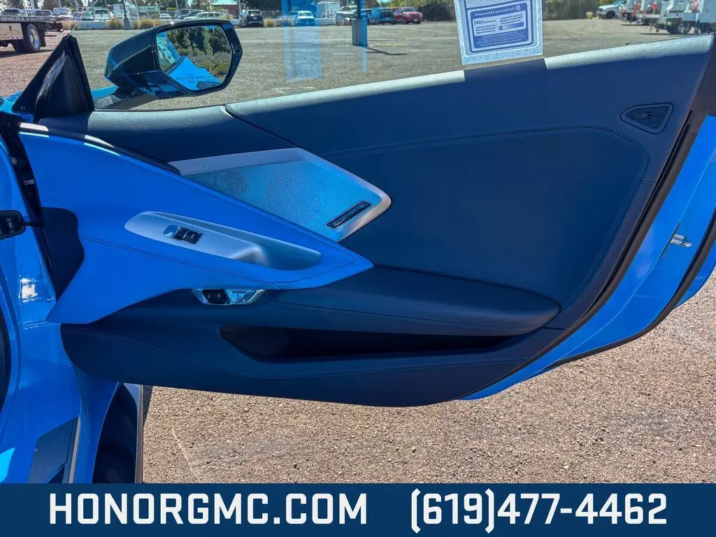 2021 Chevrolet Corvette 3LT photo 16