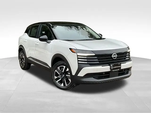 2025 Nissan Kicks SV AWD's photo