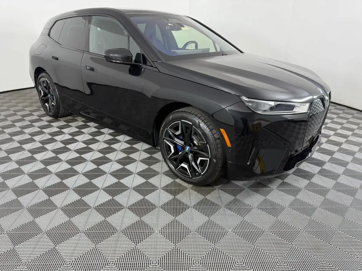 2025 BMW iX 50's photo