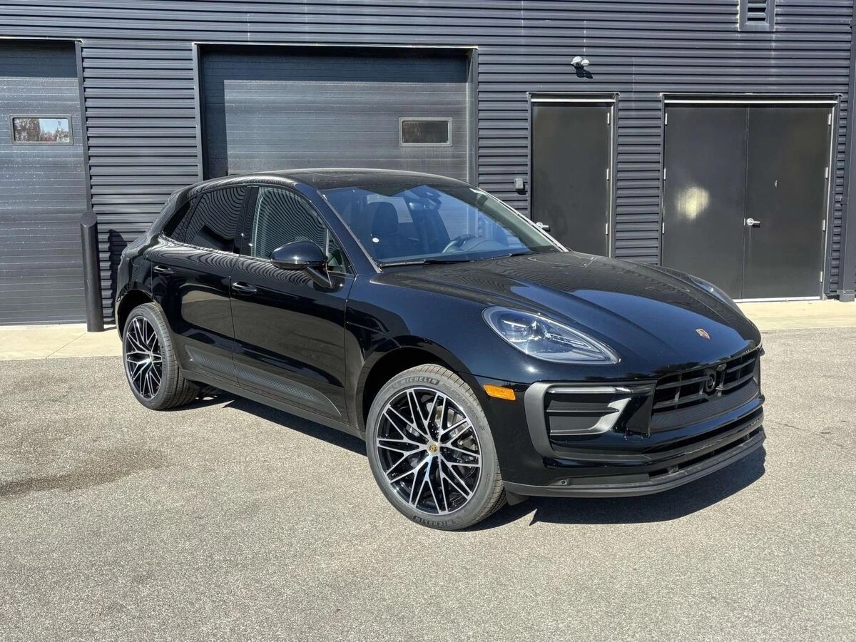 2026 Porsche Macan Base - Photo 12