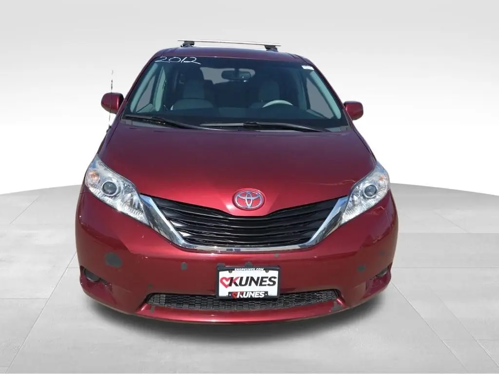 Used 2012 Toyota Sienna LE with VIN 5TDKK3DC6CS225078 for sale in Quincy, IL