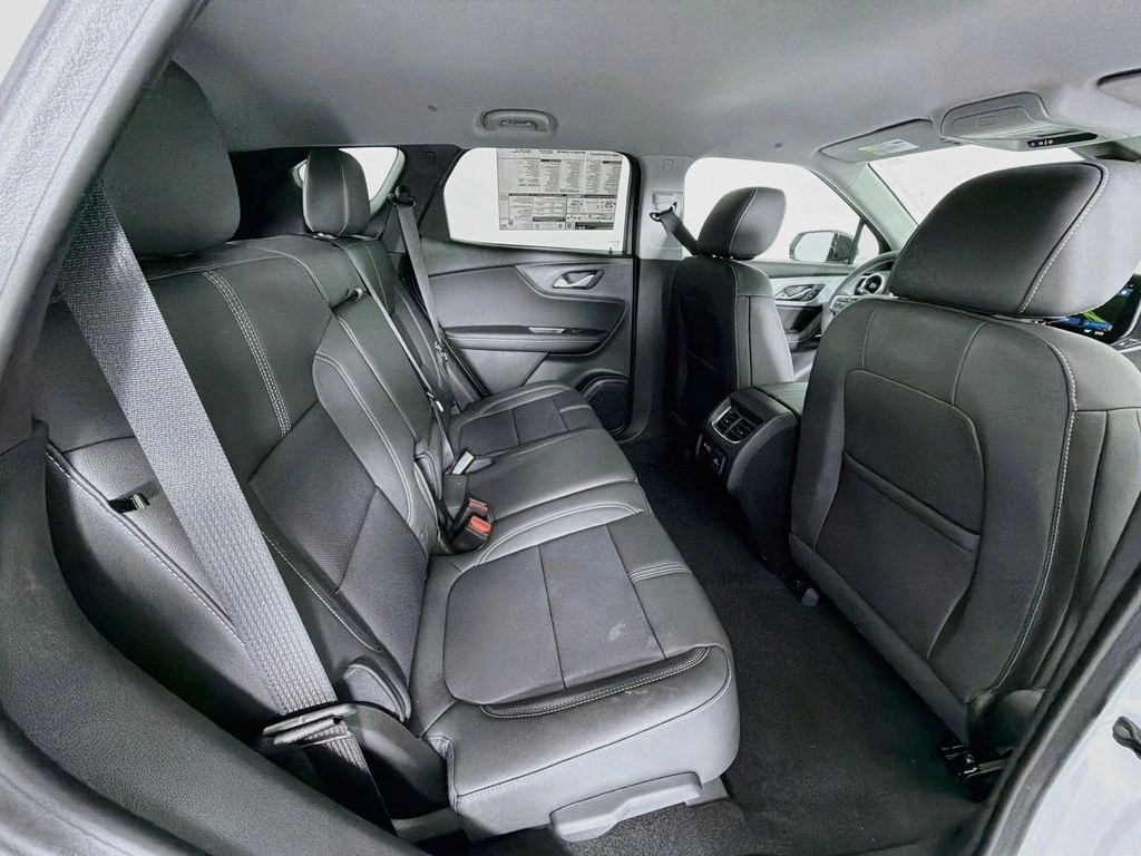 2026 Chevrolet Blazer LT - Photo 28