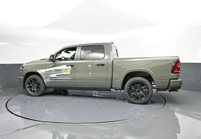 2026 Ram 1500 Laramie photo 2