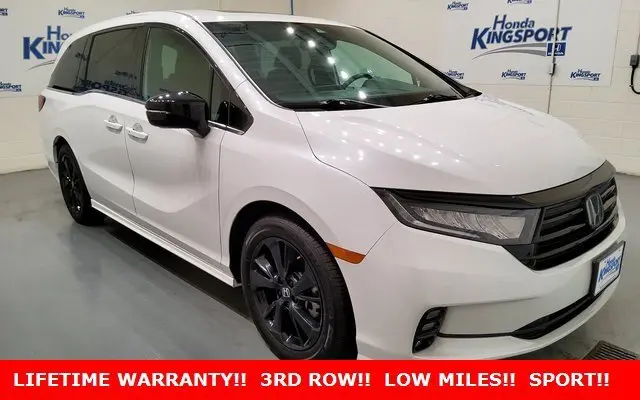 2023 Honda Odyssey SPORT's photo