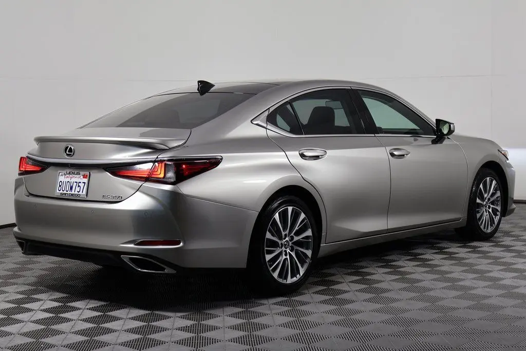 2021 Lexus ES 350 Premium photo 4