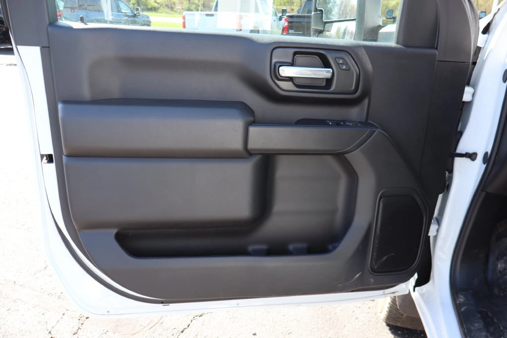 2025 Chevrolet Silverado 3500 HD Work Truck - Photo 8