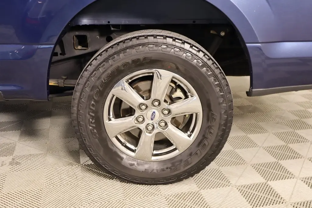 2020 Ford F-150 XLT photo 17