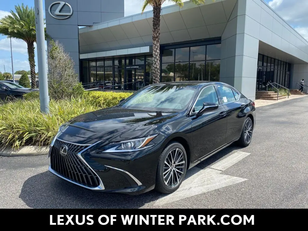 2025 Lexus ES 350's photo
