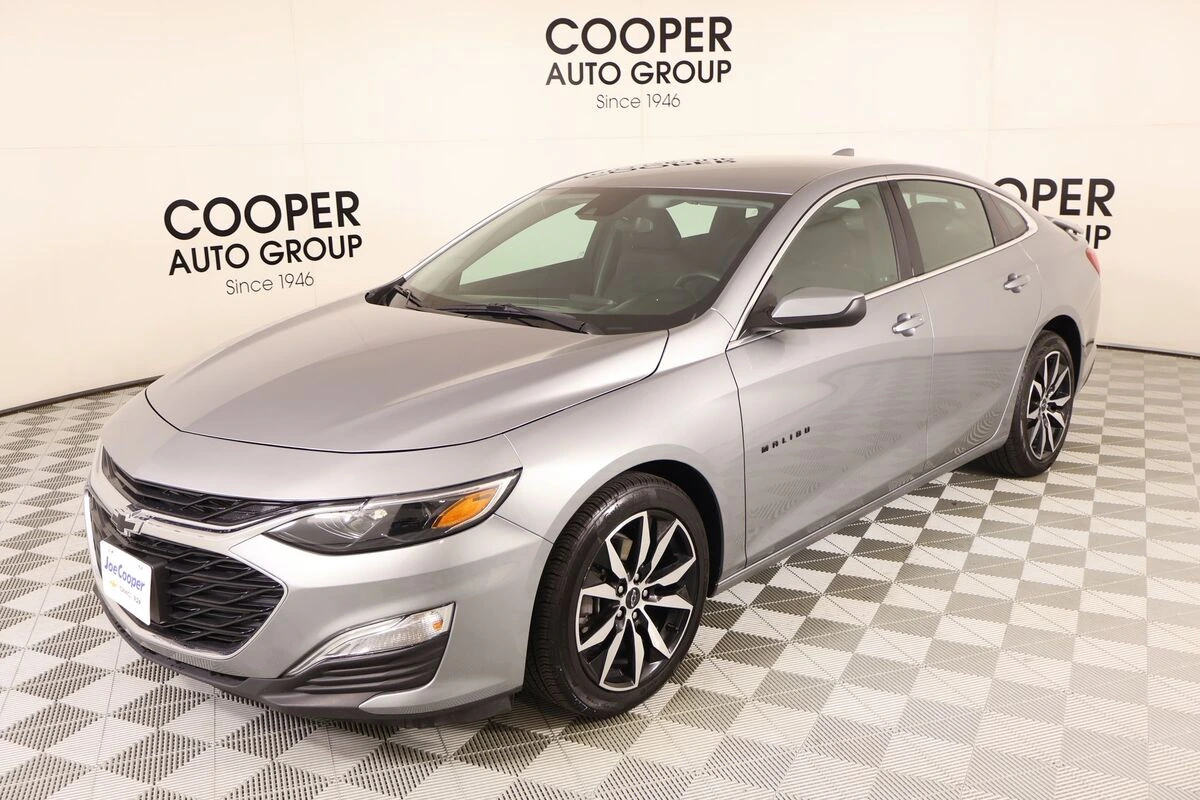 2025 Chevrolet Malibu RS - Photo 9