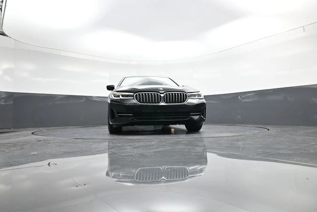 2022 BMW 5 Series 530i - Photo 37