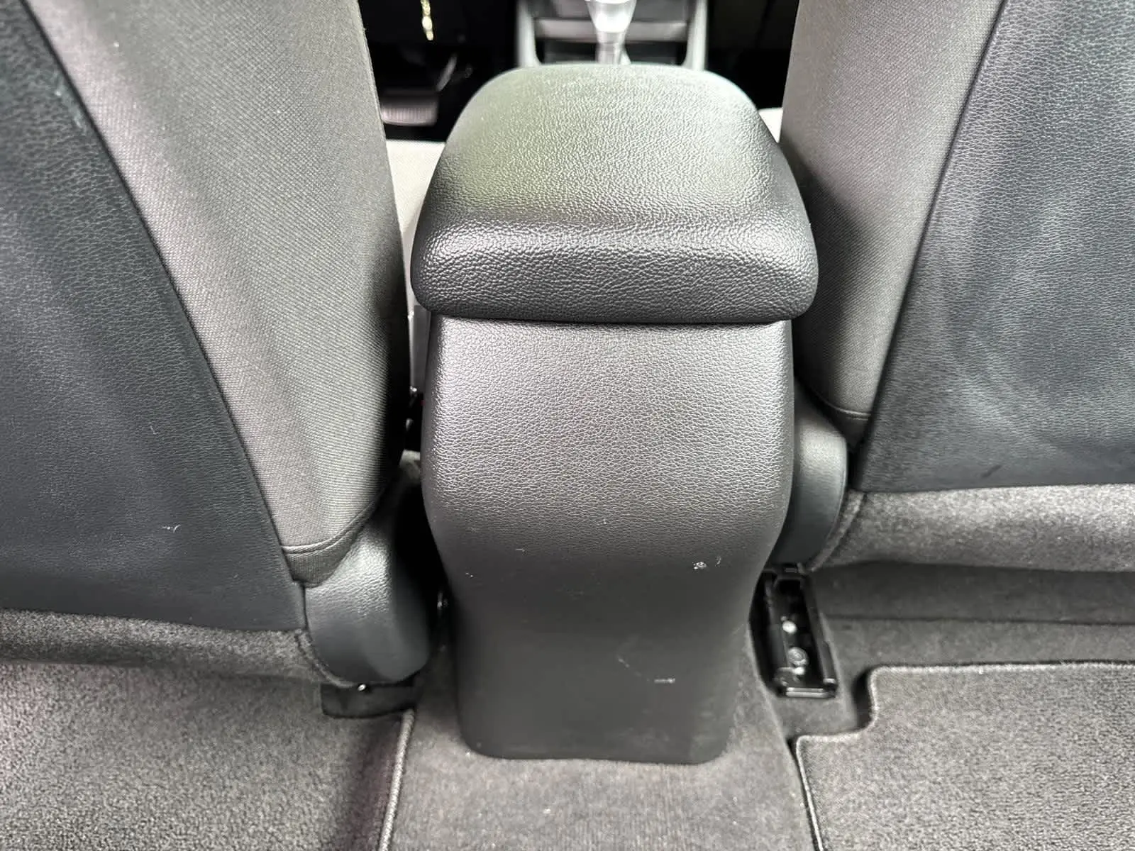 2024 Kia Forte LXS photo 32
