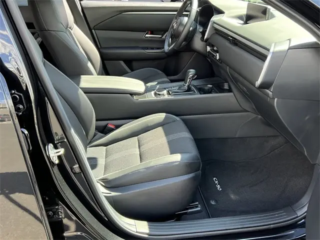 2023 Mazda CX-50 2.5 Preferred Plus photo 21