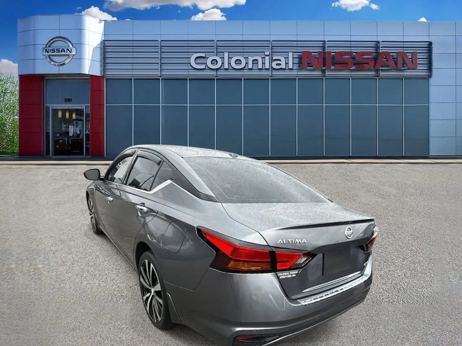 2022 Nissan Altima 2.5 Platinum photo 2