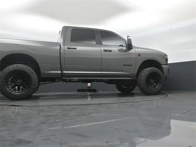 2025 Ram 2500 Laramie photo 33
