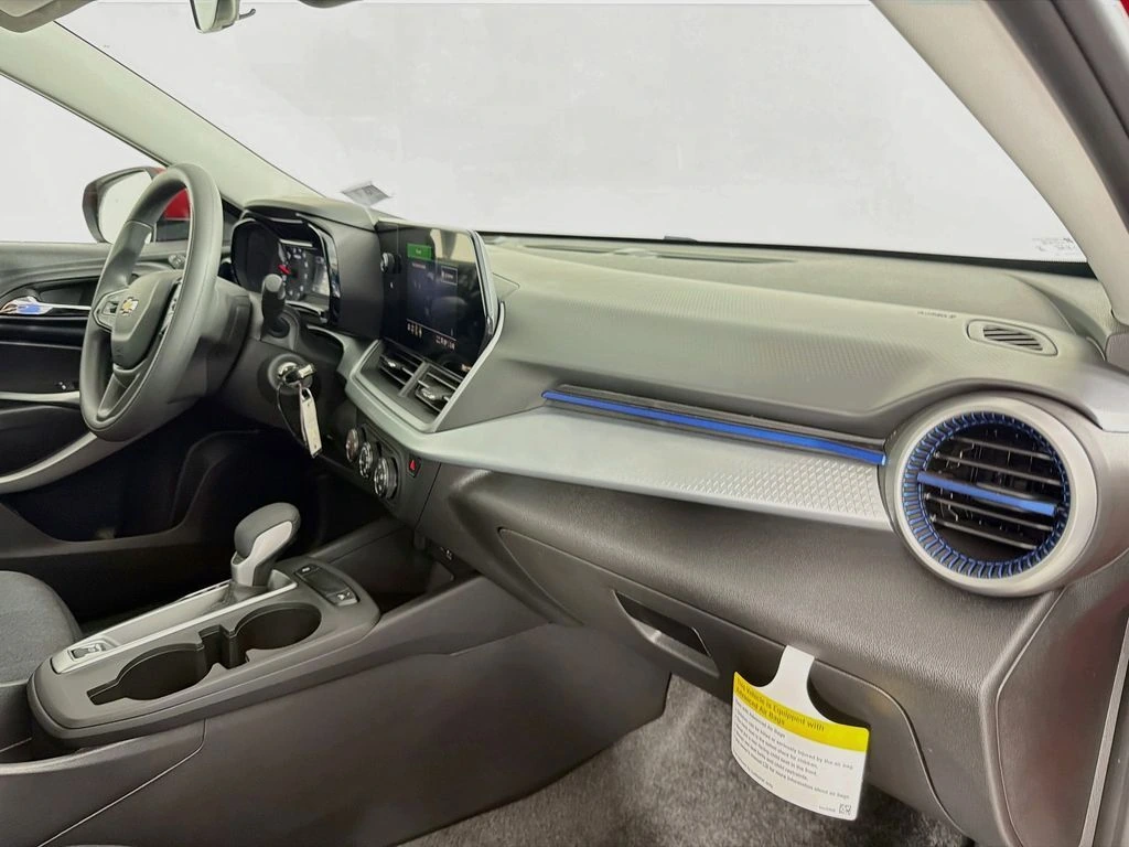 2026 Chevrolet Trax LS - Photo 28