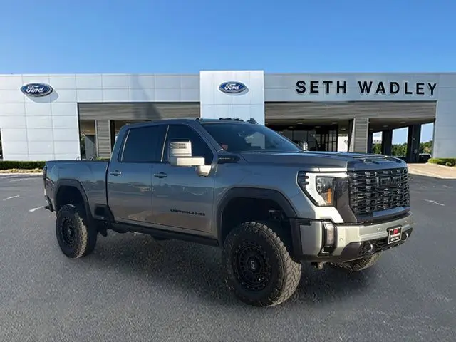 2024 GMC Sierra 2500HD Denali Ultimate's photo