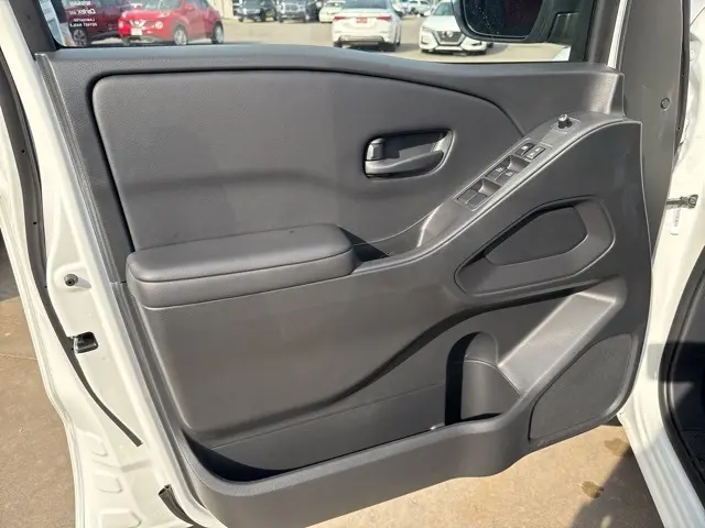 2026 Nissan Frontier SV photo 21