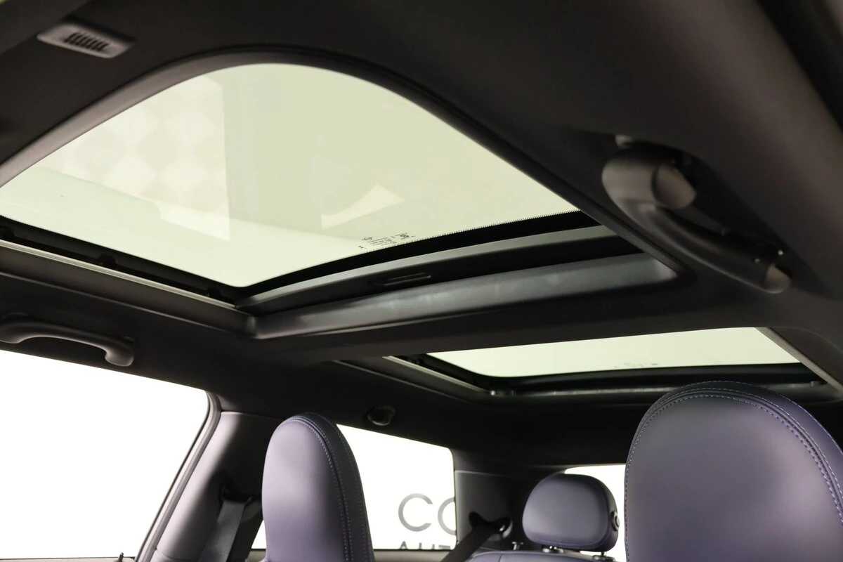 2026 MINI Hardtop 2 Door - Photo 10