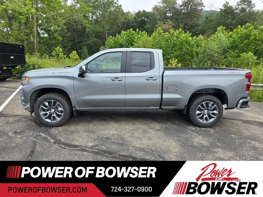 2026 Chevrolet Silverado 1500 LT photo 2